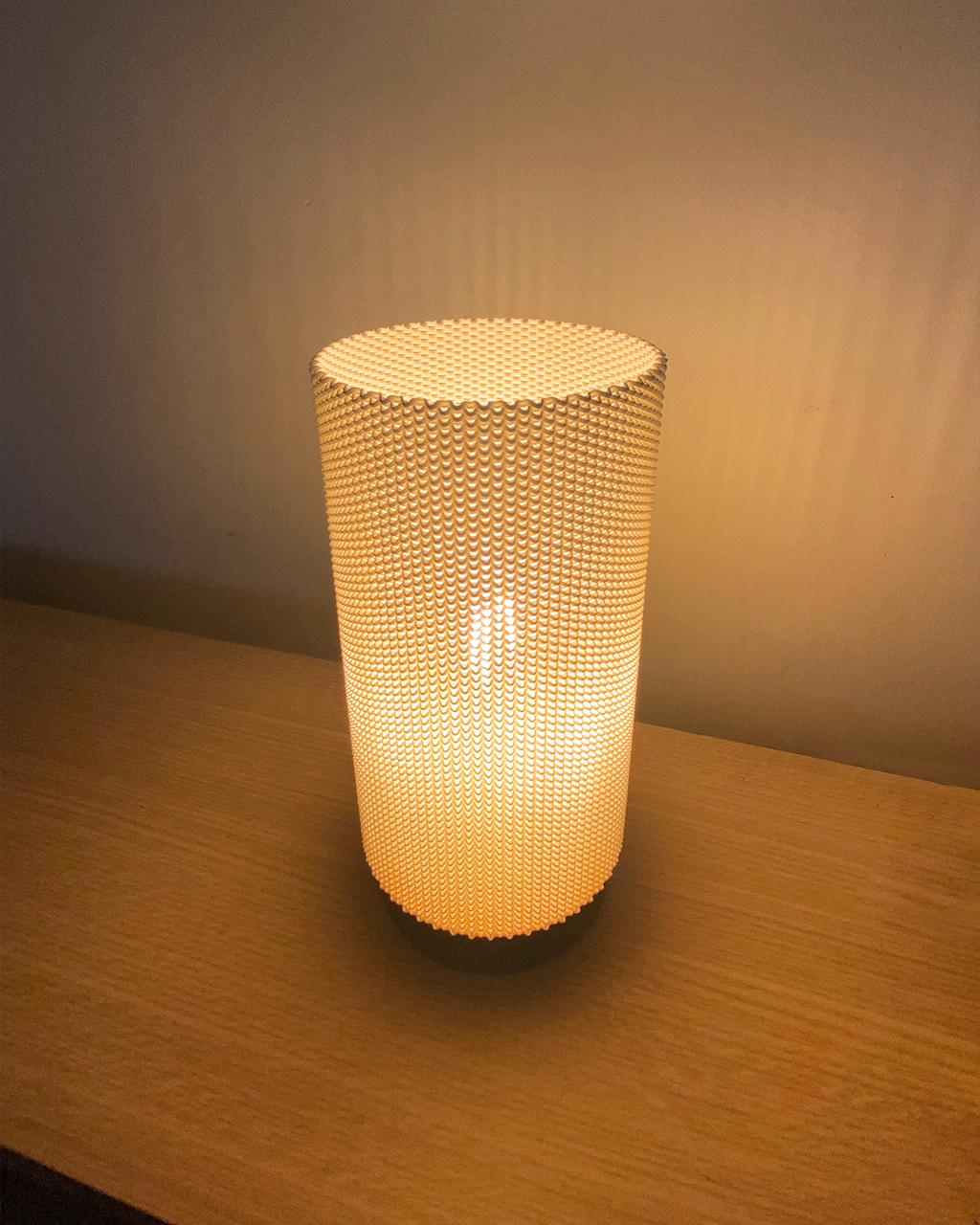 Eva adaptive lamp with RippleMesh shade, usable as table lamp or pendant, view 2