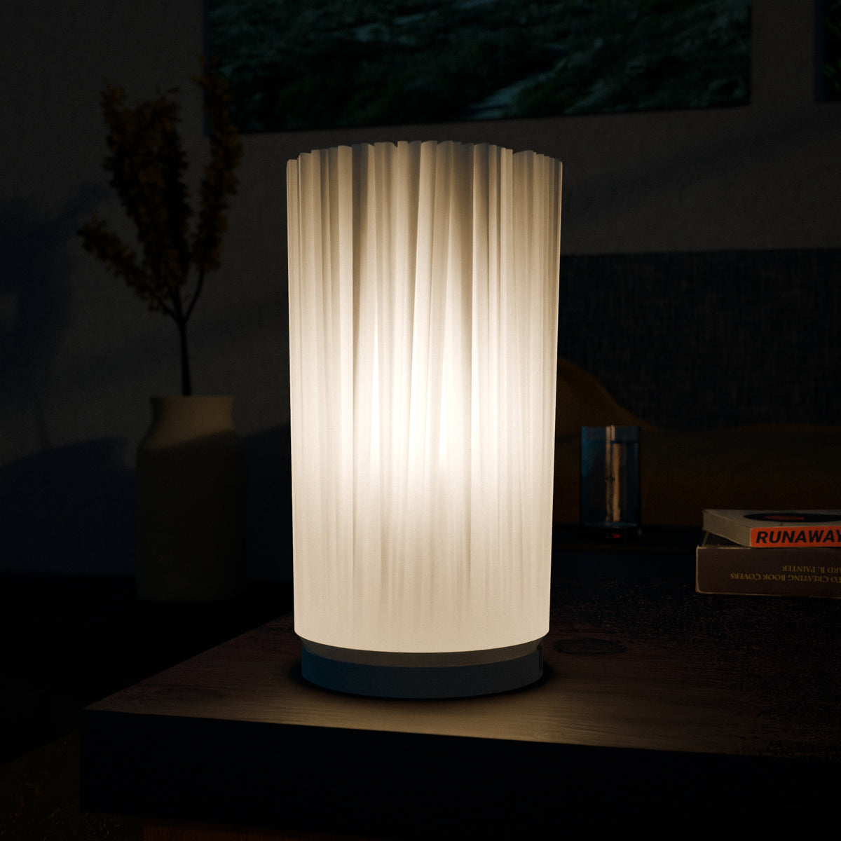 Coral Cascade table lamp with coral-textured shade