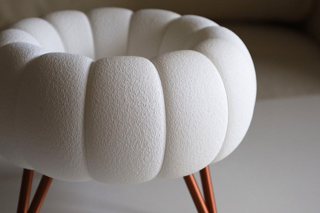 Airy cloud-shaped LED table lamp, 3D printed, view 2