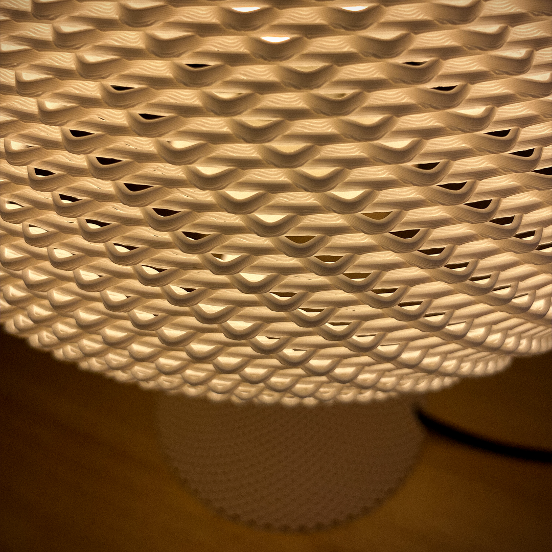 Valentin mushroom table lamp with RippleMesh texture, view 3